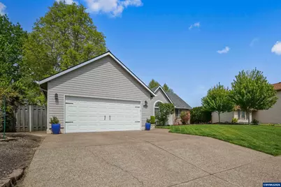 1545 SW Hilary St, McMinnville, OR 97128 - Photo 3