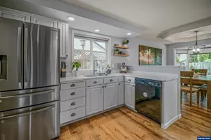 [Address not provided], McMinnville, OR 97128 - Photo 17