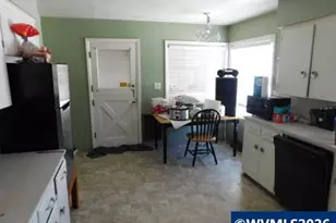 1875 20th St NE, Salem, OR 97301 - Photo 7