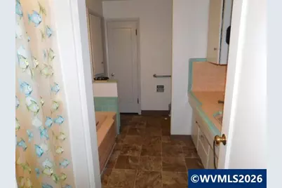 1875 20th St NE, Salem, OR 97301 - Photo 13