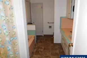 1875 20th St NE, Salem, OR 97301 - Photo 13