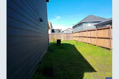 4777 Navigation Av NE, Salem, OR 97305 - Photo 15