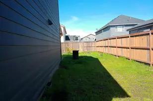 4777 Navigation Ave NE, Salem, OR 97305 - Photo 15