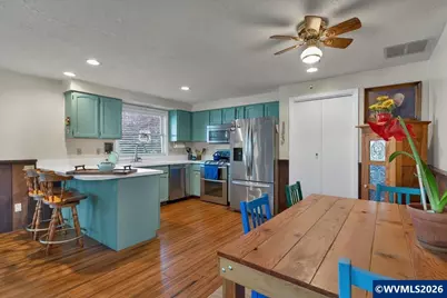 805 Melissa St SE, Salem, OR 97306 - Photo 17