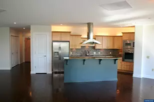 136 SW Washington Ave, Corvallis, OR 97333 - Photo 3