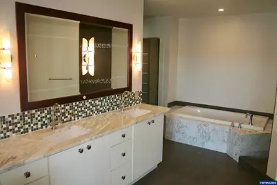 136 SW Washington #402 Av, Corvallis, OR 97333 - Photo 15