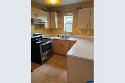 9607 SE Center Ct, Portland, OR 97266 - Photo 3
