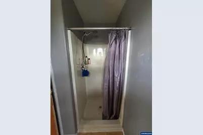 9607 SE Center Ct, Portland, OR 97266 - Photo 13