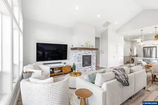 1372 Overview St NW, Salem, OR 97304 - Photo 9