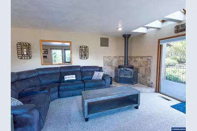 44130 Santiam Hwy, Foster, OR 97345 - Photo 17