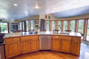 44130 Santiam Hwy, Foster, OR 97345 - Photo 9