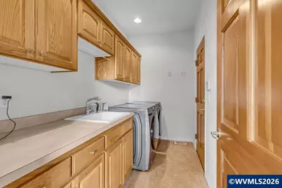 2815 Halzenut Dr, Woodburn, OR 97071 - Photo 35