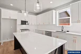 211 NE Broadway St, Sublimity, OR 97385 - Photo 25