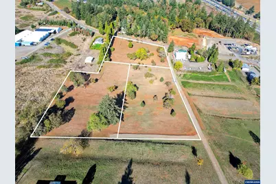 7805 Wildberry Ln, Salem, OR 97306 - Photo 5