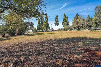 7805 Wildberry Ln, Salem, OR 97306 - Photo 17