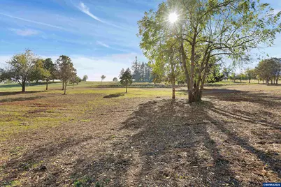 7845 Wildberry Ln SE, Salem, OR 97306 - Photo 11