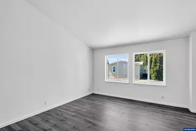 731 S Grice Lp, Jefferson, OR 97352 - Photo 7