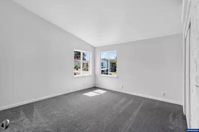 731 S Grice Lp, Jefferson, OR 97352 - Photo 17