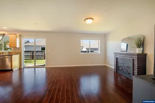 230 NW Sagan Lp, Sheridan, OR 97378 - Photo 7