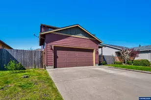 230 NW Sagan Lp, Sheridan, OR 97378 - Photo 3