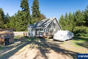 35349 Blitz Ln, Blodgett, OR 97326 - Photo 3