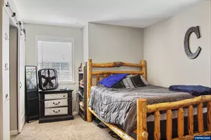 38725 Green Dr, Lebanon, OR 97355 - Photo 33