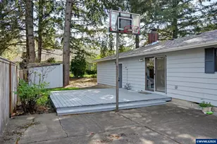 1525 NW Woodland Dr, Corvallis, OR 97330 - Photo 43