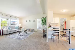 1340 40th Ave, Sweet Home, OR 97386 - Photo 9