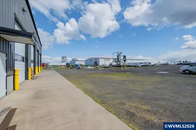 6011 Grinde (Next To) Ln NE, Silverton, OR 97381 - Photo 17