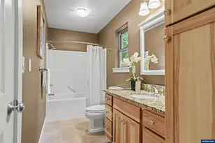 3735 SW Deon Dr, Corvallis, OR 97330 - Photo 23