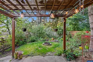 3735 SW Deon Dr, Corvallis, OR 97330 - Photo 37