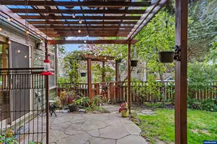 3735 SW Deon Dr, Corvallis, OR 97330 - Photo 39