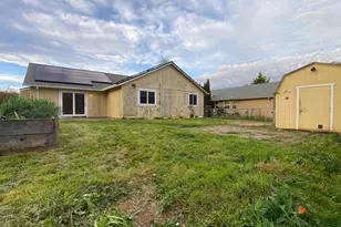 227 NW Bonanza Ave, Dallas, OR 97338 - Photo 5