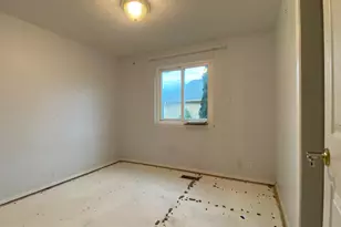 227 NW Bonanza Ave, Dallas, OR 97338 - Photo 17