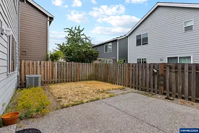 1651 SW Hewitt Av, Troutdale, OR 97060 - Photo 31