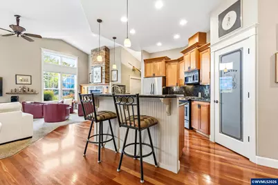 610 NW Reed Ln, Dallas, OR 97338 - Photo 9