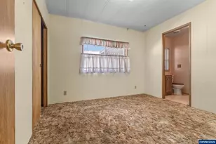 4730 Auburn Rd NE, Salem, OR 97301 - Photo 11