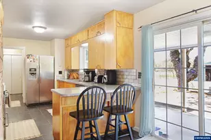 38225 Mount Hope Dr Dr, Lebanon, OR 97355 - Photo 13