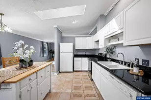 1141 32nd Ct, Sweet Home, OR 97386 - Photo 15