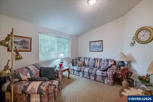 1396 Cascade Dr, Lebanon, OR 97355 - Photo 7