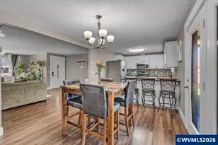 821 Johnson St, Woodburn, OR 97071 - Photo 15