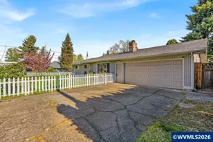 821 Johnson St, Woodburn, OR 97071 - Photo 5