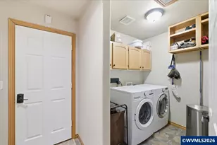 641 NW Ashley St, Dallas, OR 97338 - Photo 21