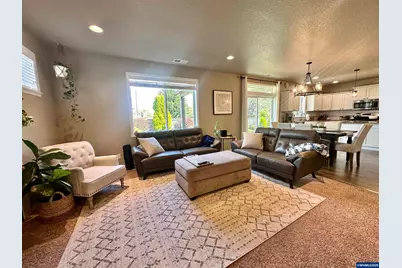 2737 NW Weather Stone St, Albany, OR 97321 - Photo 5