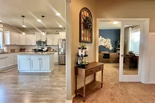 2737 NW Weather Stone St, Albany, OR 97321 - Photo 11