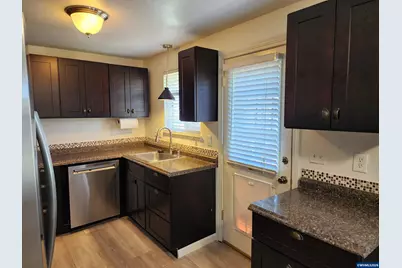 3584 Chiefs Ct NE, Salem, OR 97305 - Photo 5
