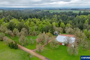 10425 Edmunson Dr SE, Salem, OR 97317 - Photo 17