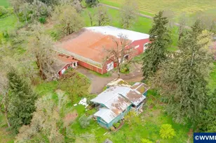 10425 Edmunson Dr SE, Salem, OR 97317 - Photo 13