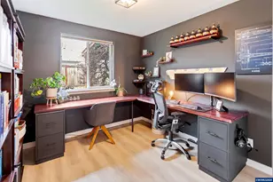 1722 Elk River St NW, Salem, OR 97304 - Photo 27