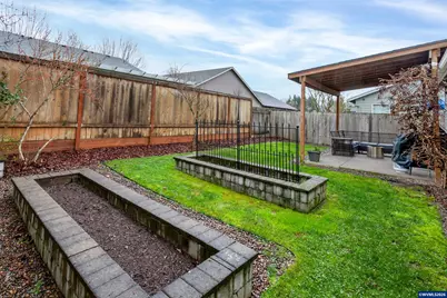 1722 Elk River St NW, Salem, OR 97304 - Photo 35